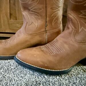 Ariat Western Women’s Cowboy Boots